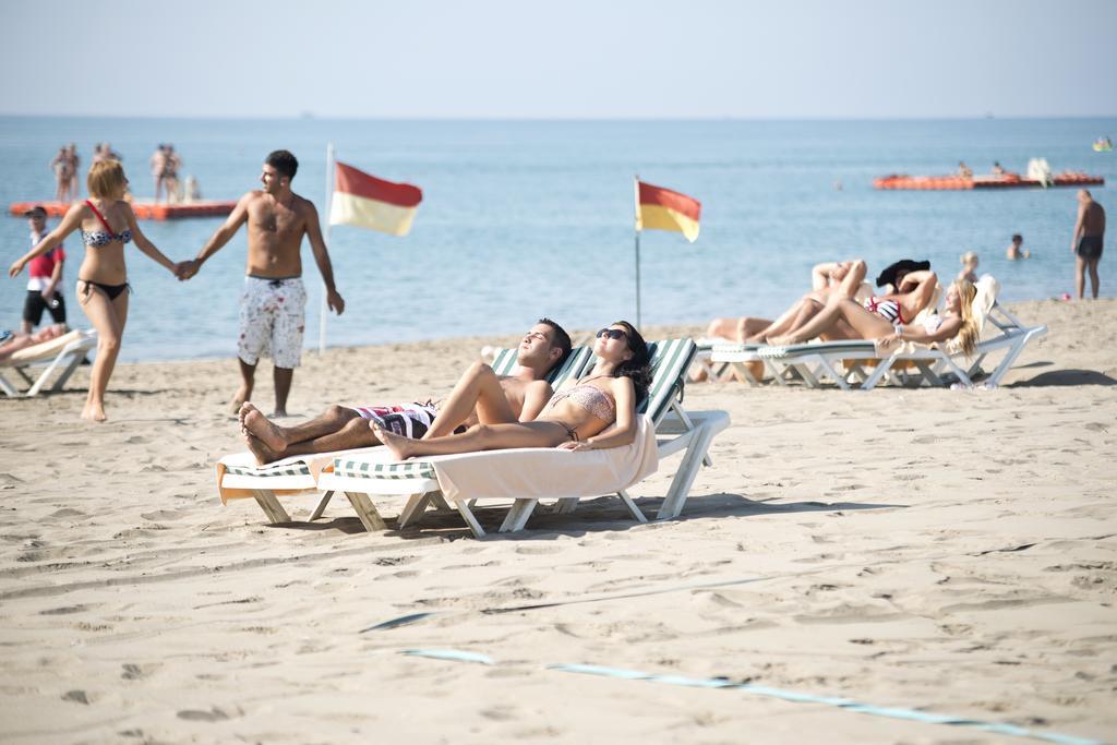 Limak Atlantis Deluxe Hotel Belek Exterior photo